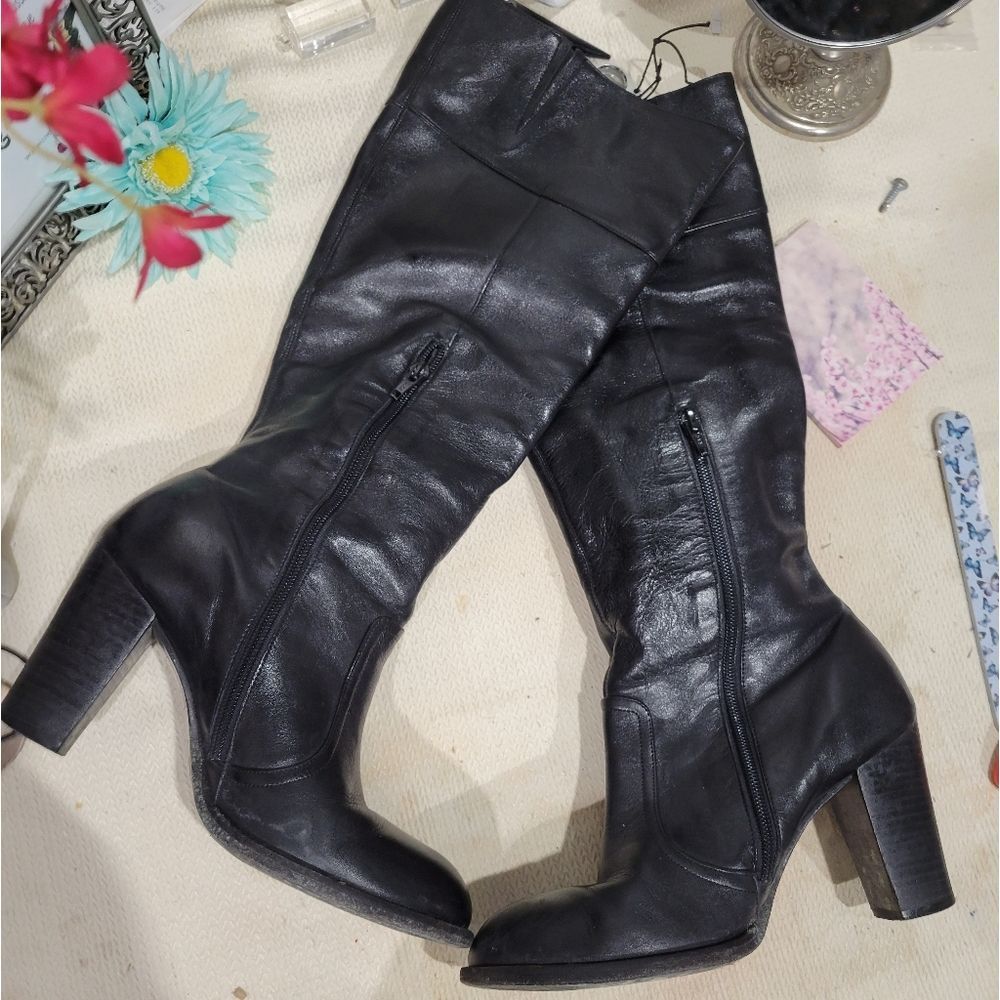 Genuine leather chunky heel boots 7.5 Tall Boots. - Picture 2 of 9